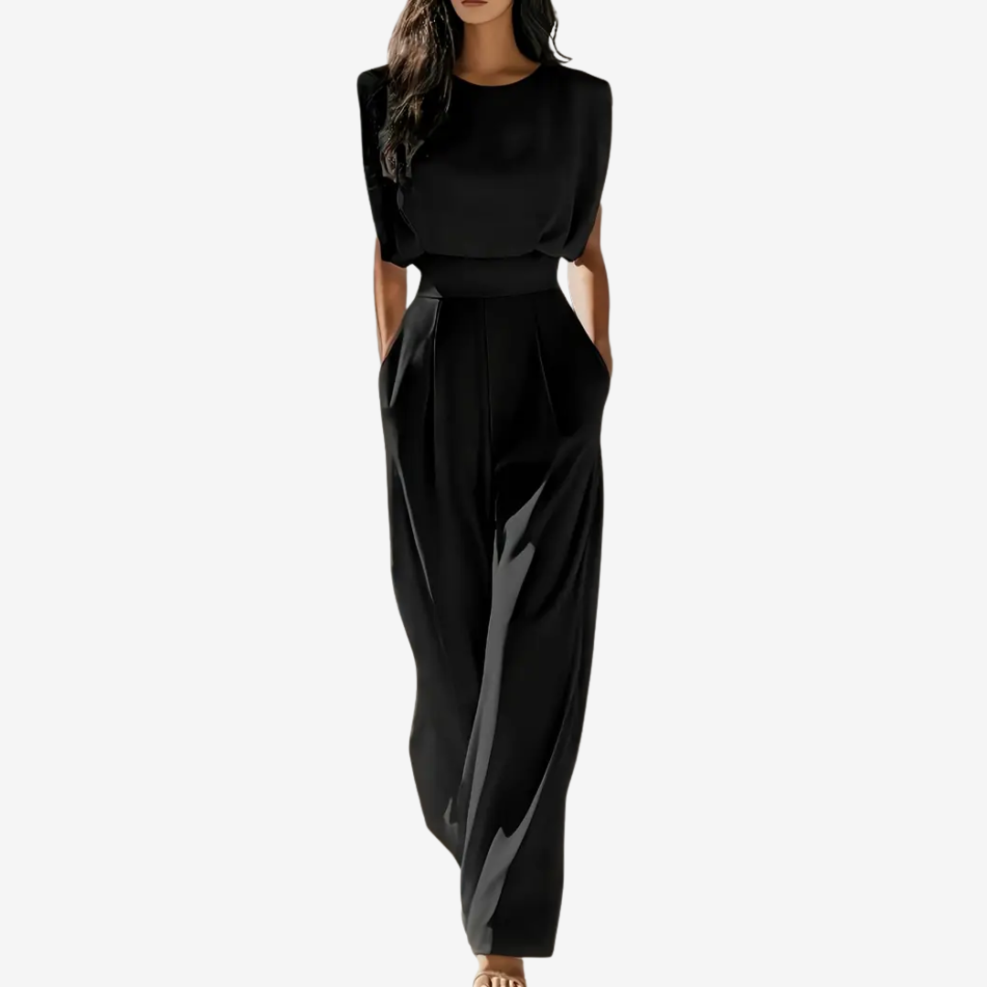 Amirah | Elegant Jumpsuit with Tailored Fit and Three Quarter Sleeves