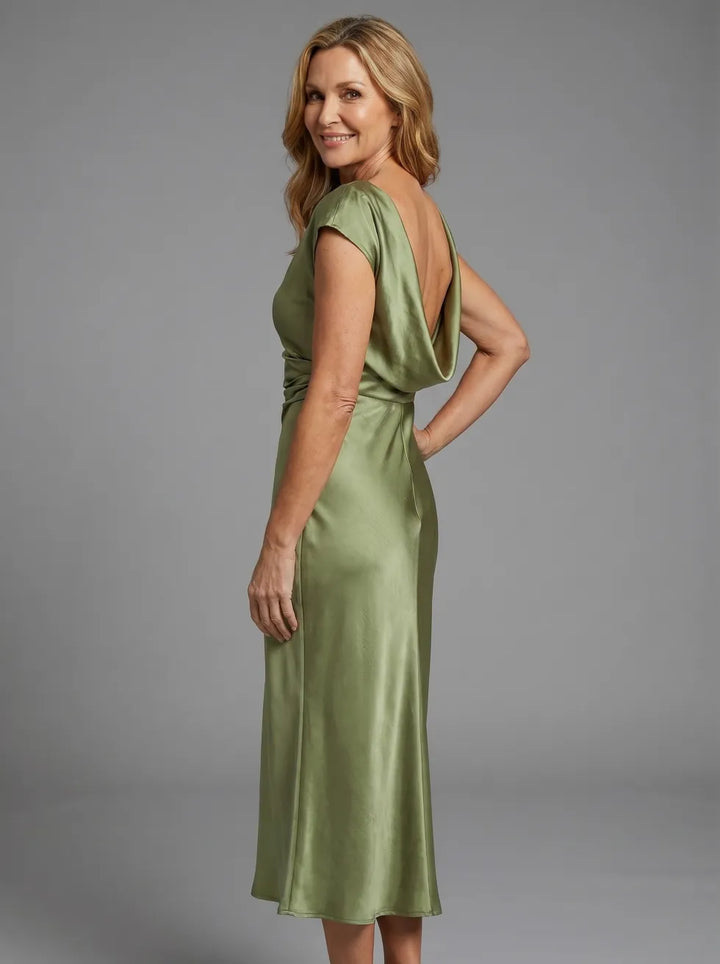 Rosheen | Elegant Three Quarter Sleeve Midi Dress