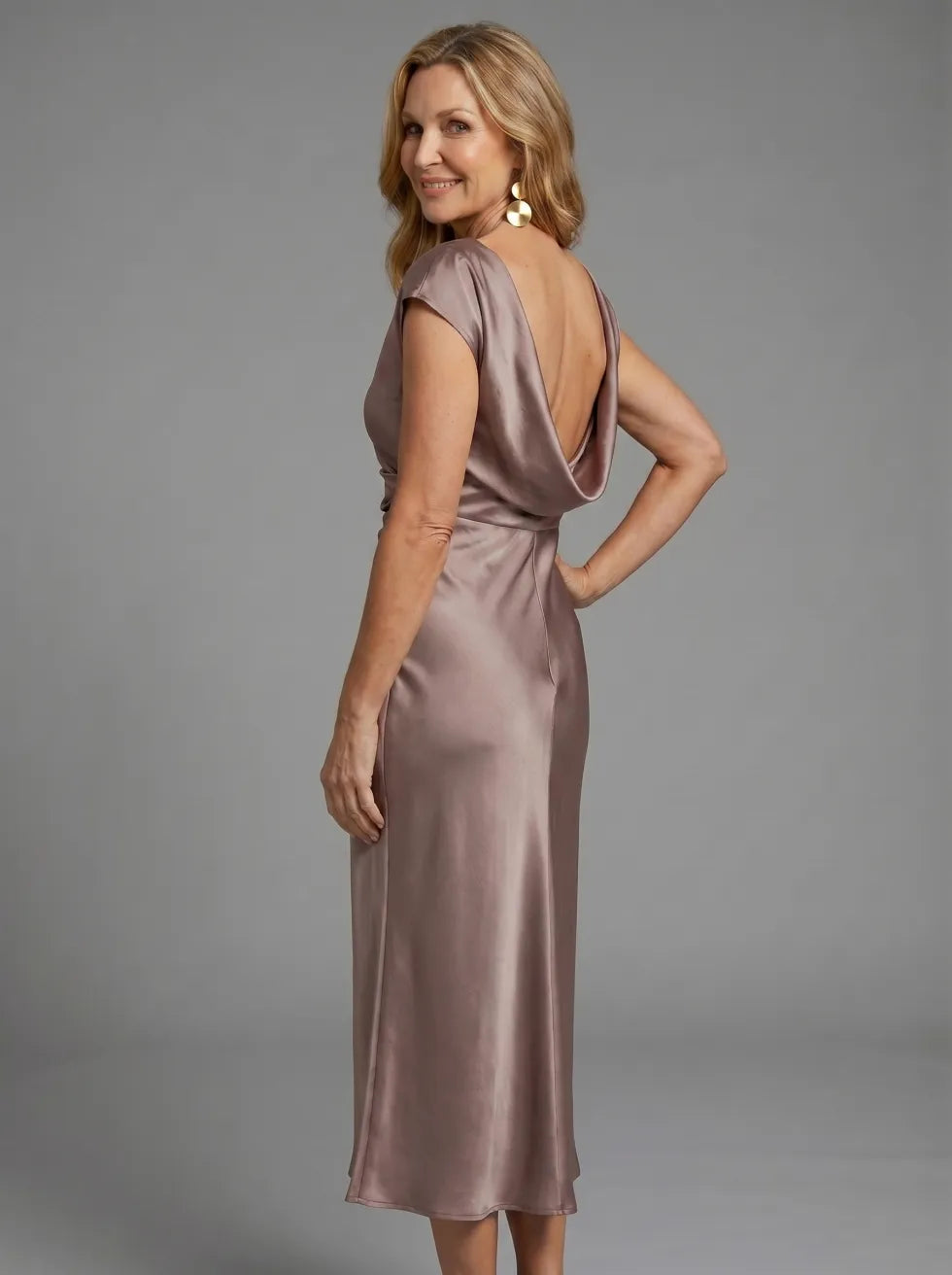 Rosheen | Elegant Three Quarter Sleeve Midi Dress