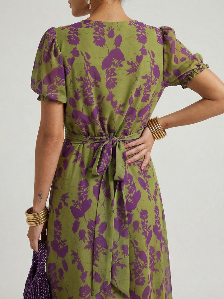Virel Relaxed Floral Midi Dress - Floral Print, Relaxed Fit, Three Quarter Sleeve Midi Dress