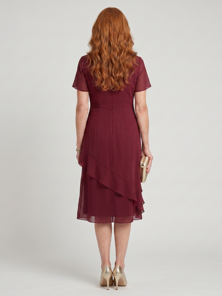 Ember | Elegant Three Quarter Sleeve Midi Dress
