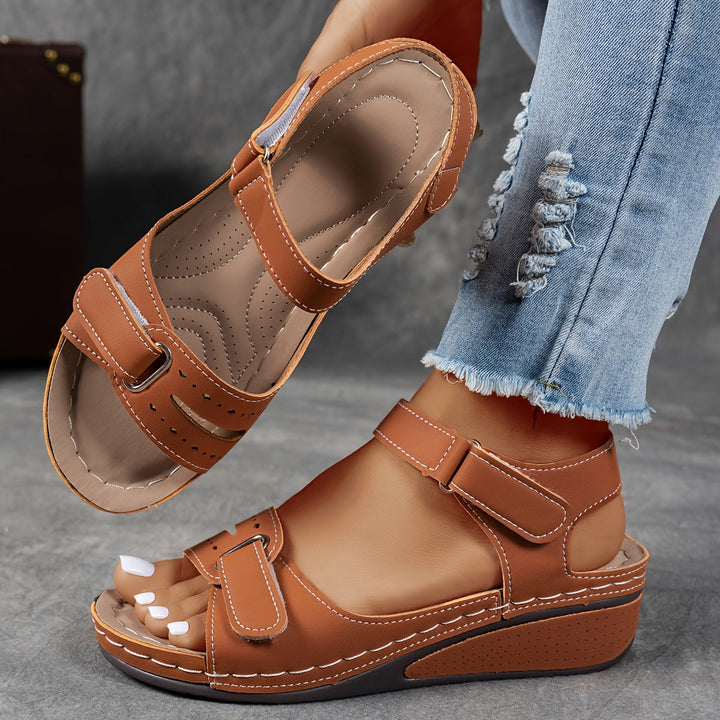 Cortney - Trendy Orthopedic Sandal