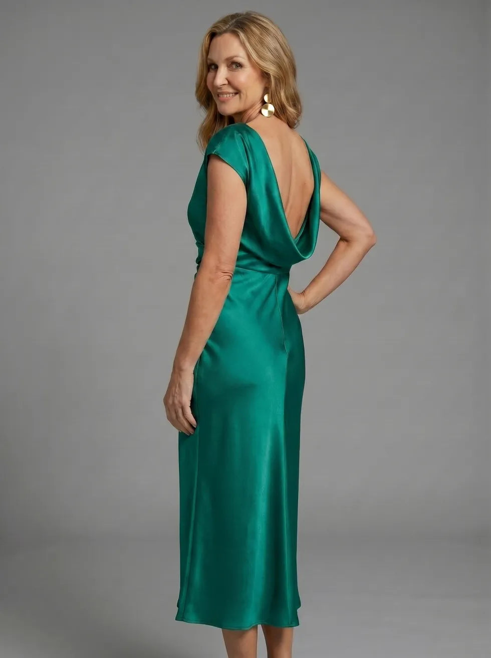 Rosheen | Elegant Three Quarter Sleeve Midi Dress