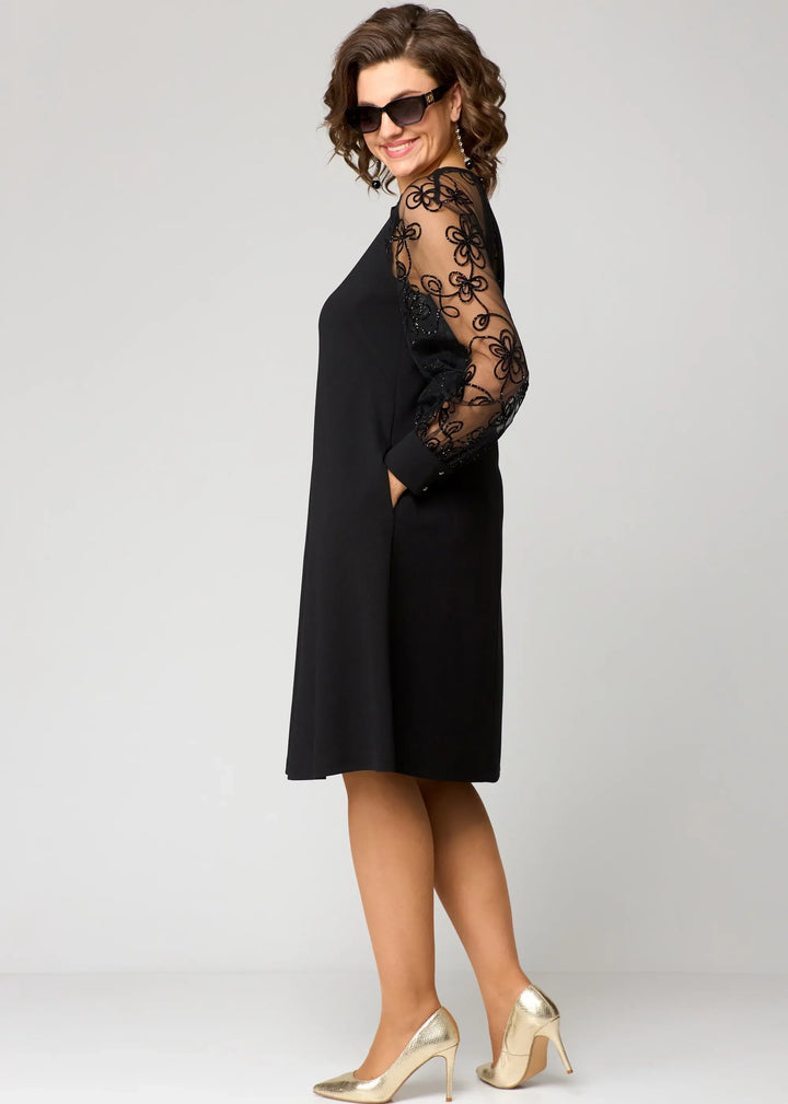 Edyth | Elegant Lace Three Quarter Dress