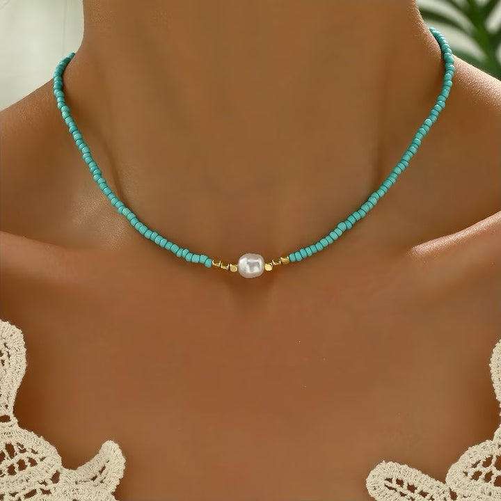 Nysa - Elegant Pearl Accents Necklace