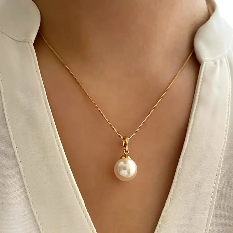 Nysa - Elegant Pearl Necklace Set