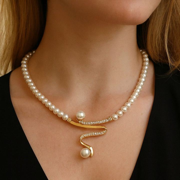 Amy's Wardrobe | Elegant Natural Pearl Necklace Set
