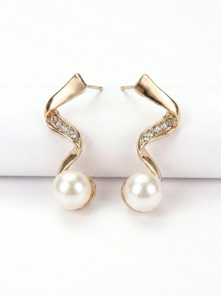 Amy's Wardrobe | Elegant Natural Pearl Necklace Set