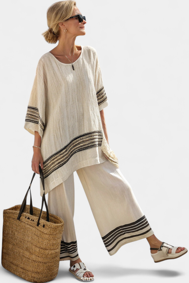 Alodia | Elegant Two-Piece Set with Chic Design and Sophisticated Style