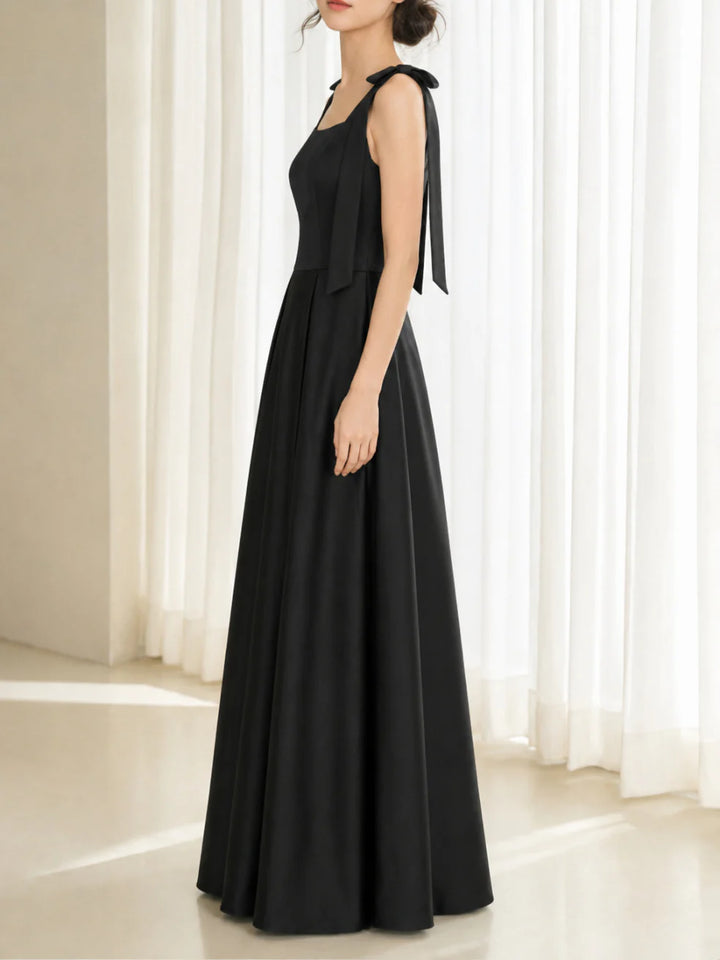Mariah | Elegant Three Quarter Sleeve Midi Dress