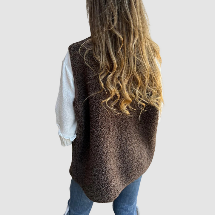 Chantal | Buttoned Vest