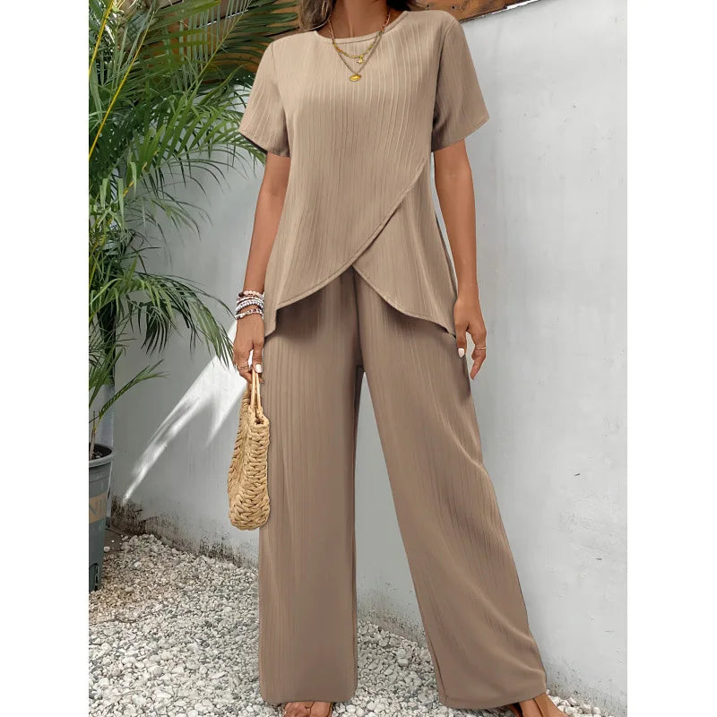 Lorrina - Elegant Soft Two-Piece Set | Chic Casual Knit Outfit