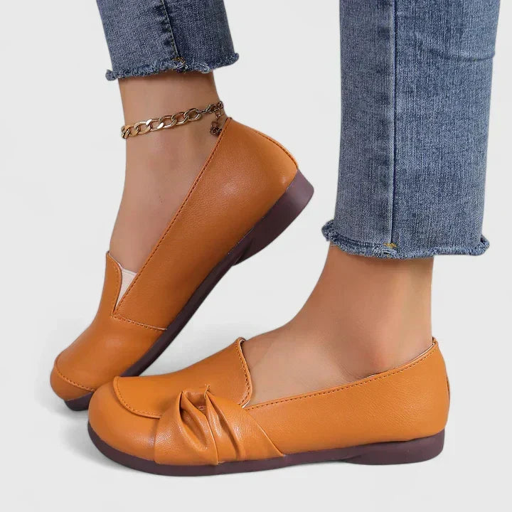 Nysa - Elegant Leather Ankle Boot