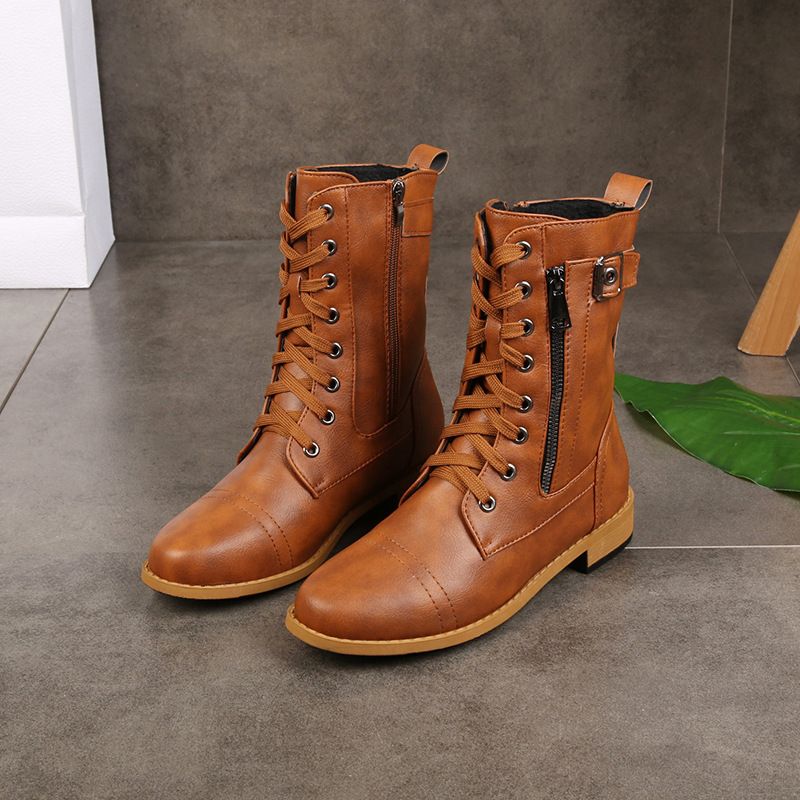Liana Chic | Round-Toe Leather Boots