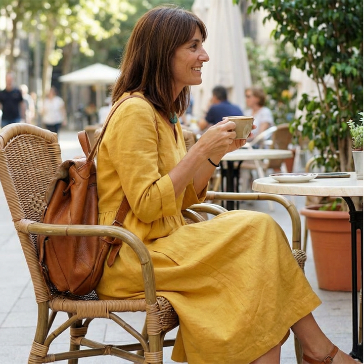 Anamarie | Elegant Three Quarter Sleeve Midi Dress